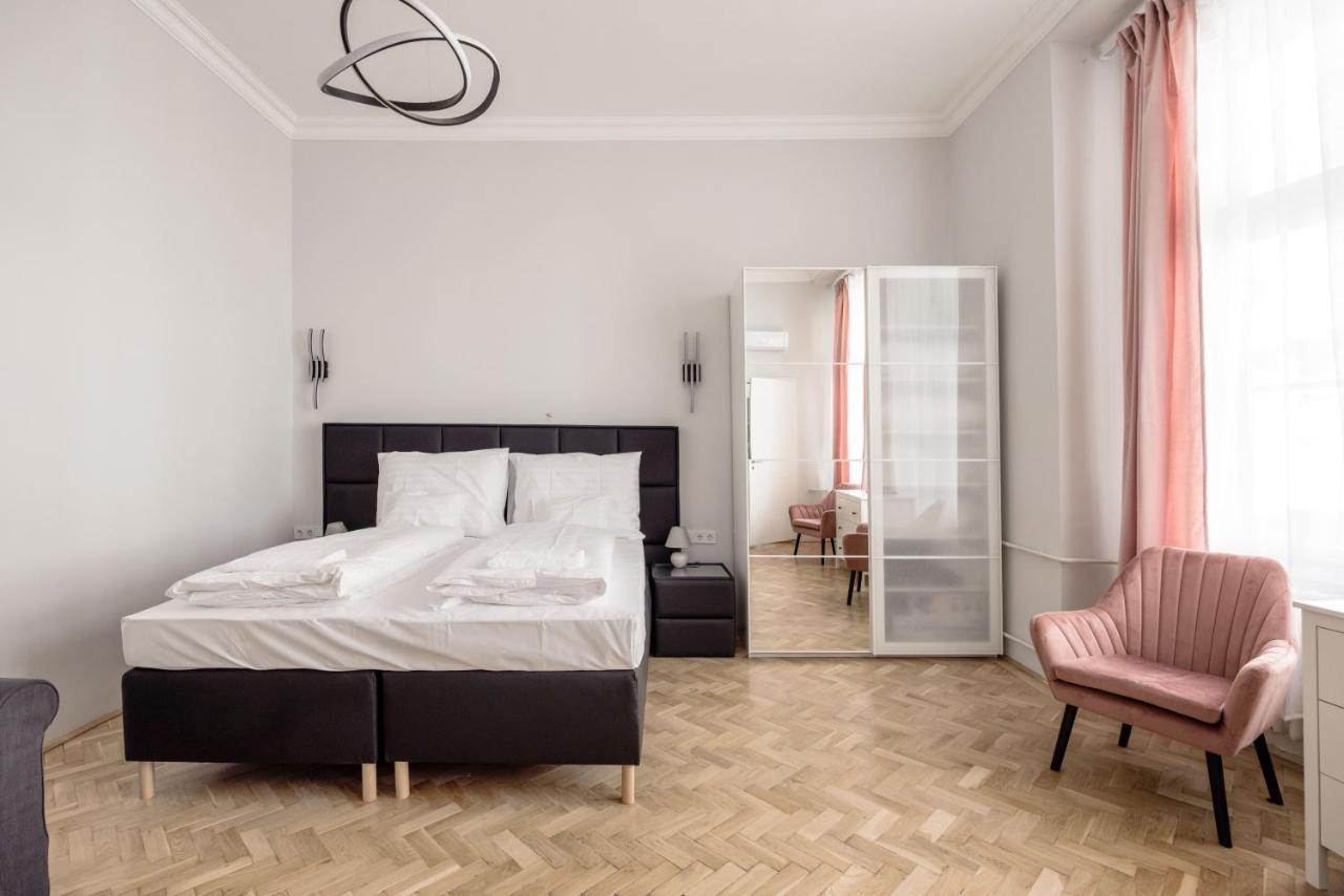 Prime Star Fashion Street Modern Luxury Apartments Budapest Exterior foto